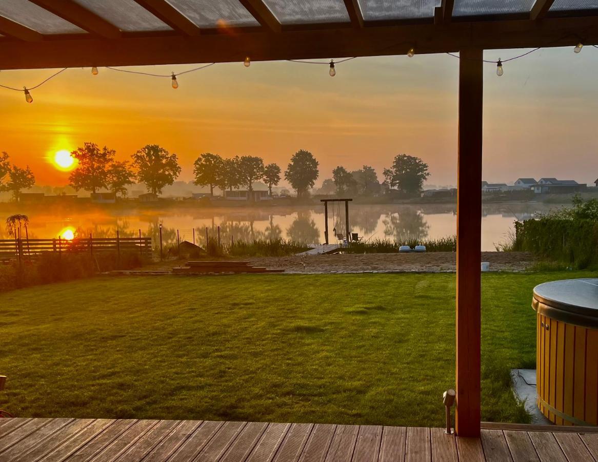 Relax House Nad Jeziorem Z Goraca Balia Villa Bieniowice Dış mekan fotoğraf