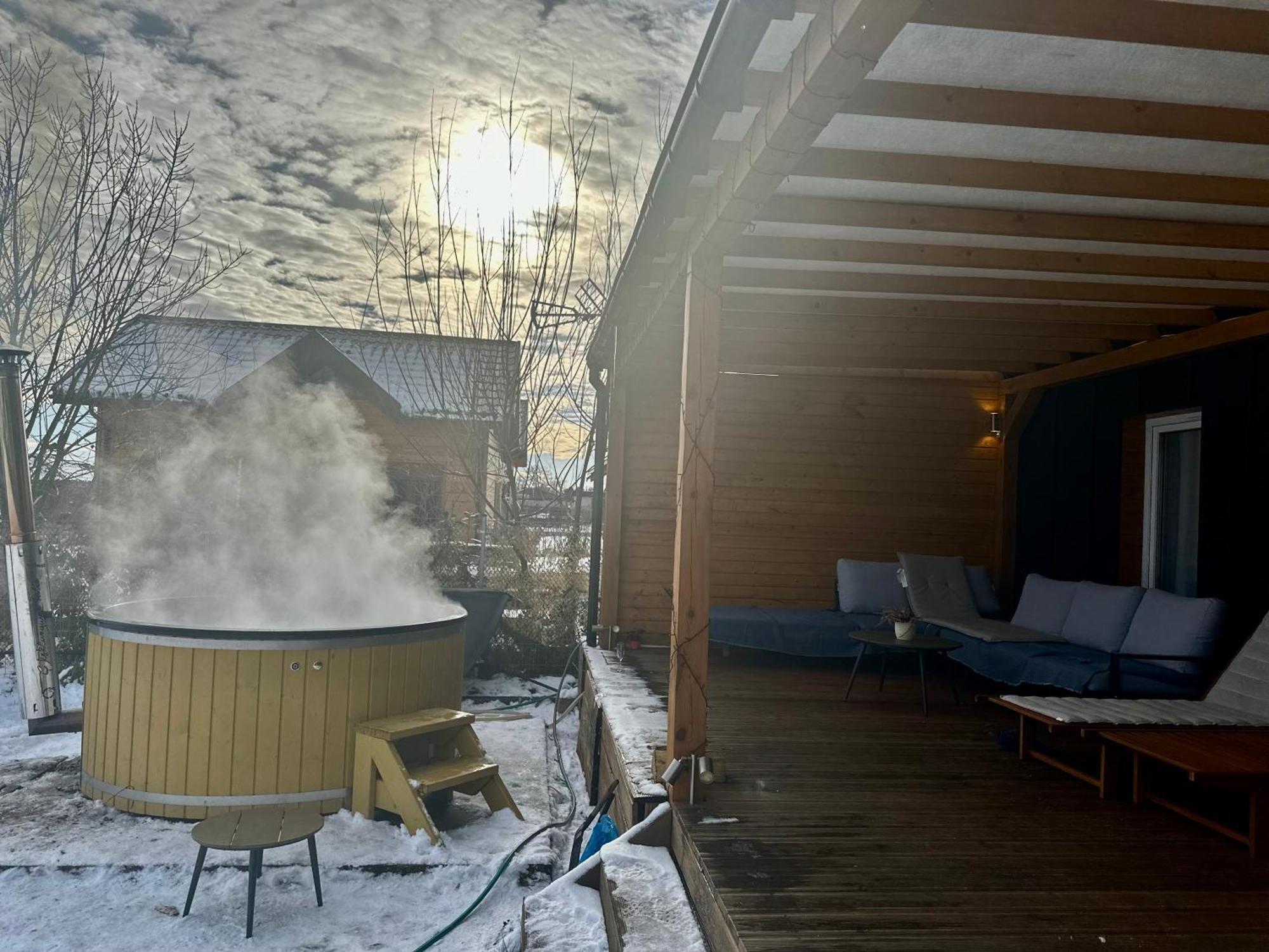 Relax House Nad Jeziorem Z Goraca Balia Villa Bieniowice Dış mekan fotoğraf